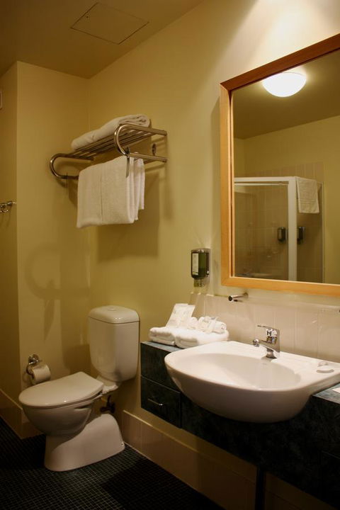 Quality Hotel Dickson - Accommodation BNB 20