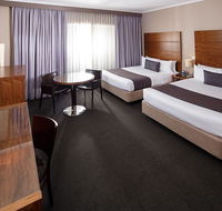 Quality Hotel Dickson - Accommodation BNB
