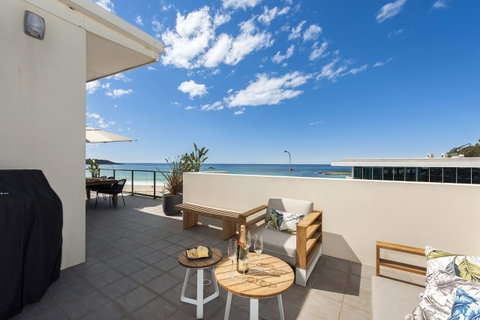Mollymook Beachfront Penthouse 9 - Accommodation BNB 9