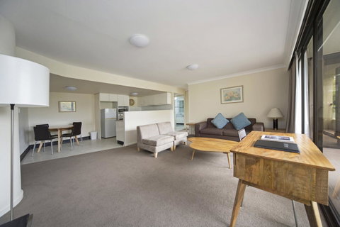 BreakFree Capital Tower Apartments - Accommodation BNB 26