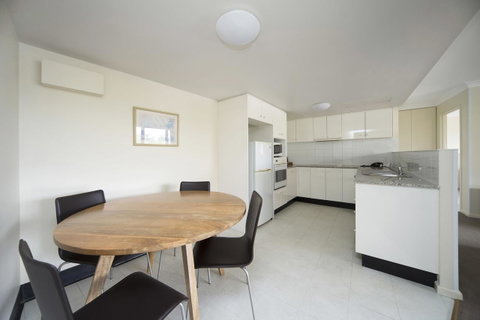 BreakFree Capital Tower Apartments - Accommodation BNB 27