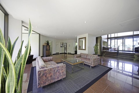 BreakFree Capital Tower Apartments - Accommodation BNB 21