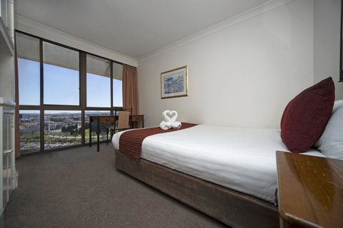 BreakFree Capital Tower Apartments - Accommodation BNB 37