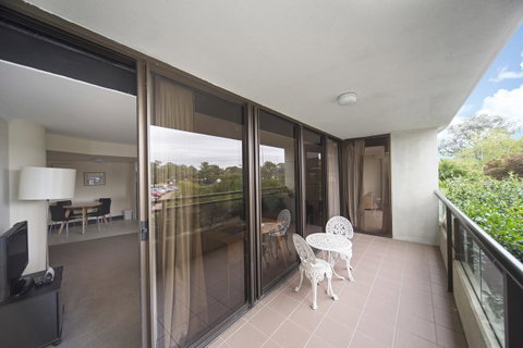 BreakFree Capital Tower Apartments - Accommodation BNB 23
