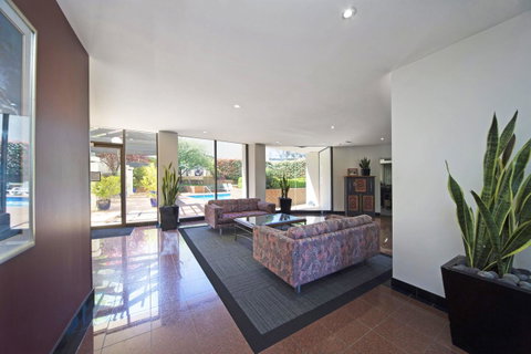 BreakFree Capital Tower Apartments - Accommodation BNB 22