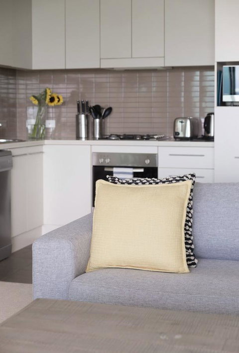 Port Adelaide Executive Waterfront Apartment - Accommodation BNB 19