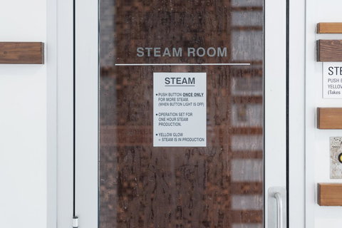 Port Adelaide Executive Waterfront Apartment - Accommodation BNB 29