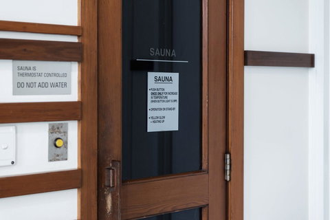 Port Adelaide Executive Waterfront Apartment - Accommodation BNB 30