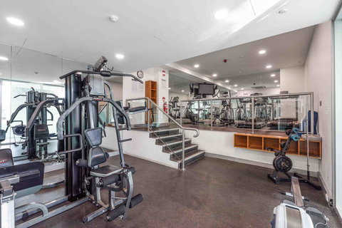 Port Adelaide Executive Waterfront Apartment - Accommodation BNB 27