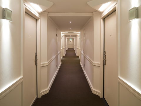 Hotel Grand Chancellor Adelaide - Accommodation BNB 32