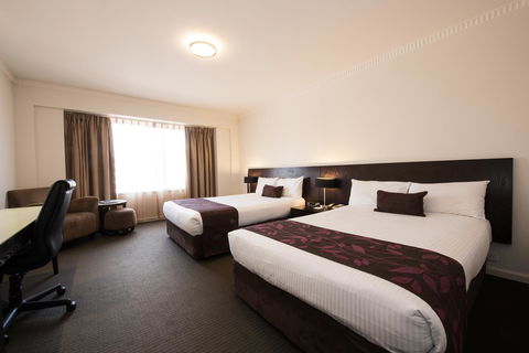 Hotel Grand Chancellor Adelaide - Accommodation BNB 2