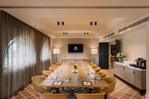 Mayfair Hotel - Accommodation BNB 18