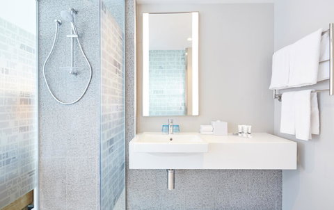 Holiday Inn Express Adelaide City Centre, An IHG Hotel - Accommodation BNB 4