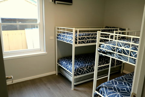 The Purple Door On Seaview - Accommodation BNB 14