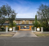 Garden City Motor Inn - Accommodation BNB
