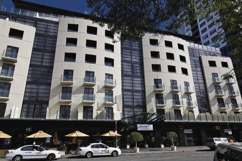 Mantra Hindmarsh Square - Accommodation BNB 20