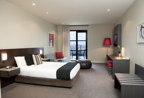 Mantra Hindmarsh Square - Accommodation BNB 11