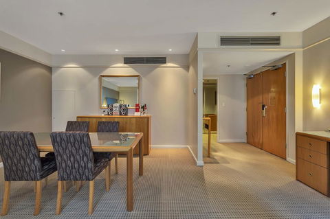 Stamford Plaza Adelaide - Accommodation BNB 33