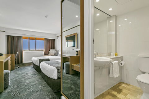 Stamford Plaza Adelaide - Accommodation BNB 34