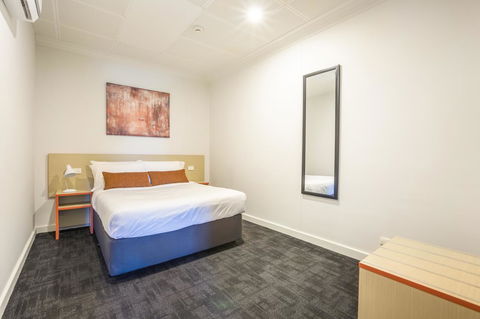 Nightcap At Rose & Crown Hotel - Accommodation BNB 13