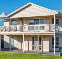 Rocks Beach House Victor Harbor - Accommodation BNB