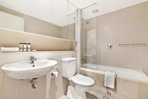 Glenelg Seaside Apartment - Accommodation BNB 12