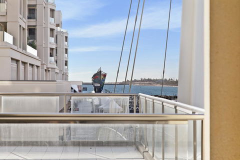 Glenelg Seaside Apartment - Accommodation BNB 0