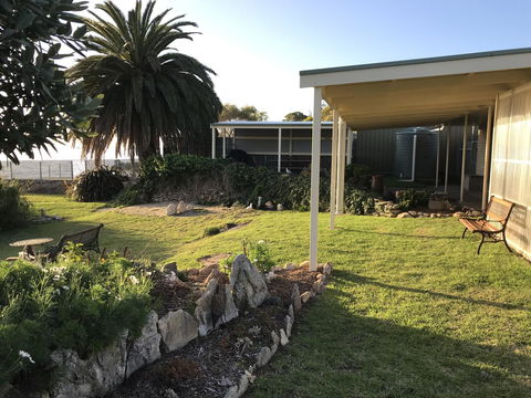Hydeaway Bay - Own Private Bay + Kayaks - Accommodation BNB 22