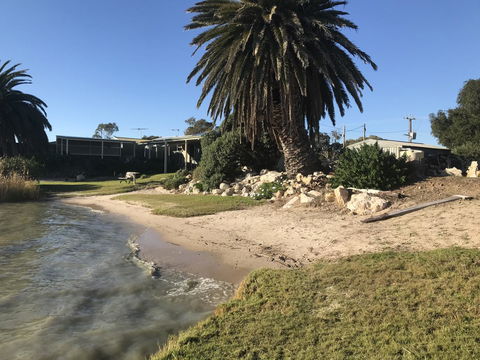 Hydeaway Bay - Own Private Bay + Kayaks - Accommodation BNB 3