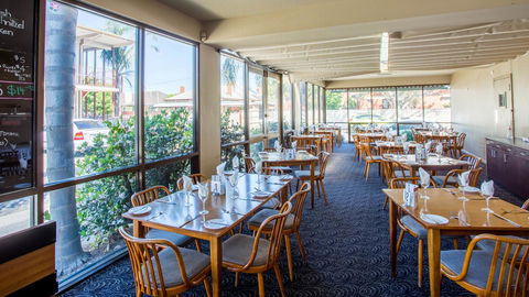 Bay Motel Hotel - Accommodation BNB 10
