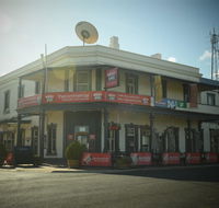 Commercial Hotel Morgan - Accommodation BNB