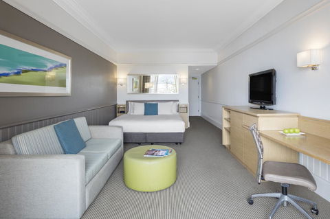 Crowne Plaza Terrigal Pacific, An IHG Hotel - Accommodation BNB 2