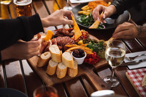 Crowne Plaza Terrigal Pacific, An IHG Hotel - Accommodation BNB 24