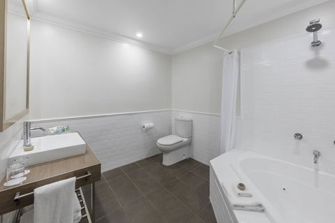 Crowne Plaza Terrigal Pacific, An IHG Hotel - Accommodation BNB 32