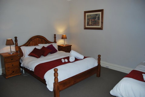 Jacaranda Cottage - Accommodation BNB 7