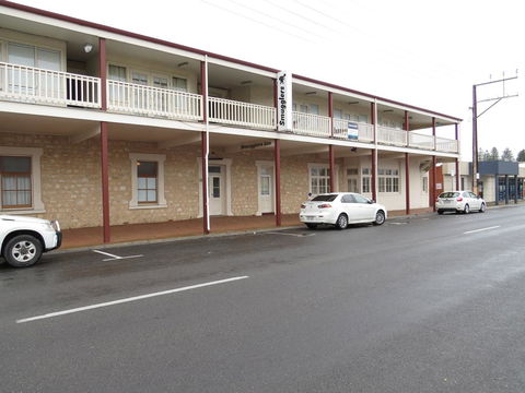Smugglers Inn Studio Apartments - Accommodation BNB 10