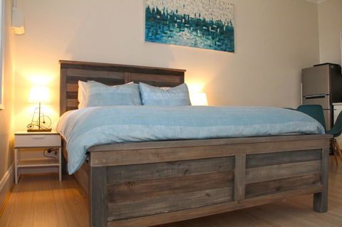 Smugglers Inn Studio Apartments - Accommodation BNB 5