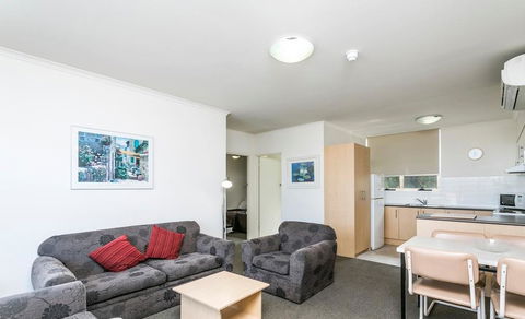Glenelg Holiday Apartments - Corfu - Accommodation BNB 3