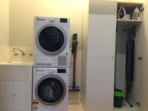 8 Osborne - Accommodation BNB 20