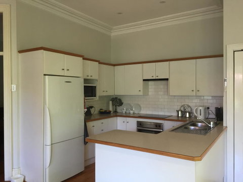 8 Osborne - Accommodation BNB 15