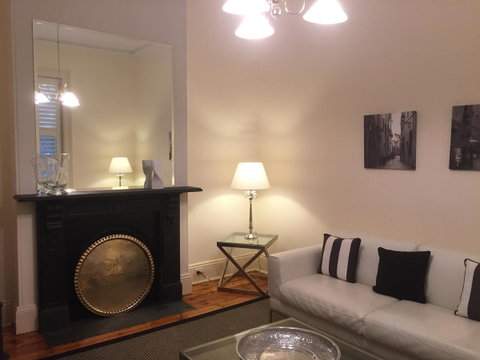 8 Osborne - Accommodation BNB 5