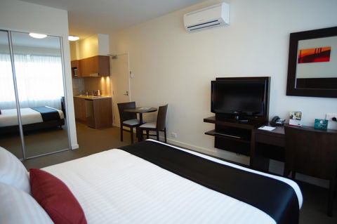 Quest Mawson Lakes - Accommodation BNB 3