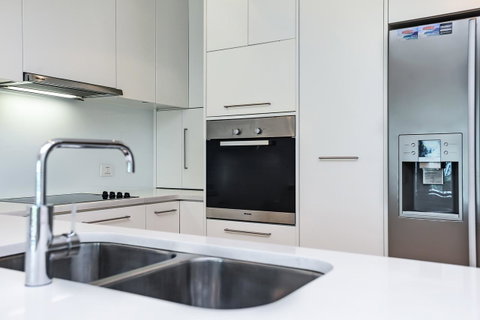 Breeze Beachfront Apartment - Accommodation BNB 8
