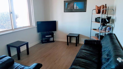 Beachside Escape On The Esplanade - Accommodation BNB 6