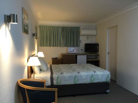 Ten Dollar Town Motel - Accommodation BNB 30