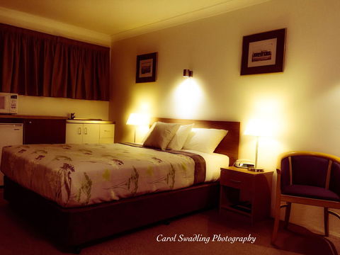 Ten Dollar Town Motel - Accommodation BNB 4