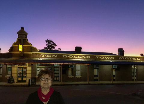 Ten Dollar Town Motel - Accommodation BNB 27