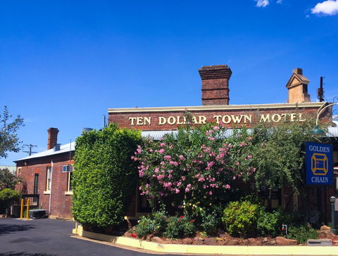 Ten Dollar Town Motel - Accommodation BNB 24