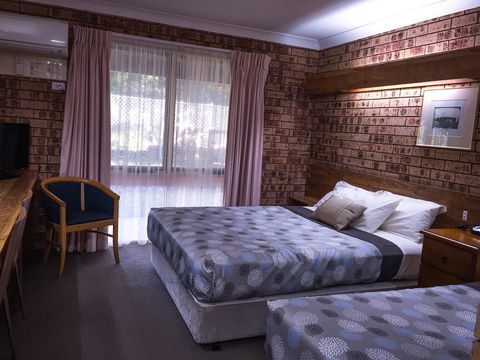 Ten Dollar Town Motel - Accommodation BNB 5