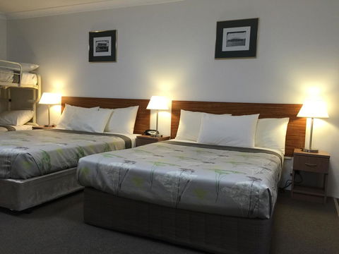 Ten Dollar Town Motel - Accommodation BNB 7